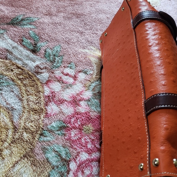 Handbag - Picture 3 of 3